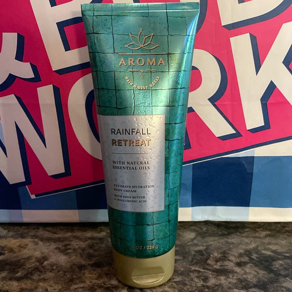 Bath & Body Works Aromatherapy Rainfall Retreat